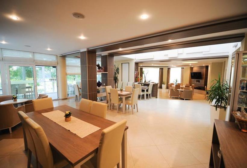 تختخواب و صبحانه Bruxelles Guesthouse Craiova