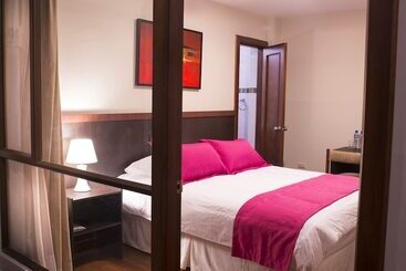 تختخواب و صبحانه Hostal Casa De Lidice
