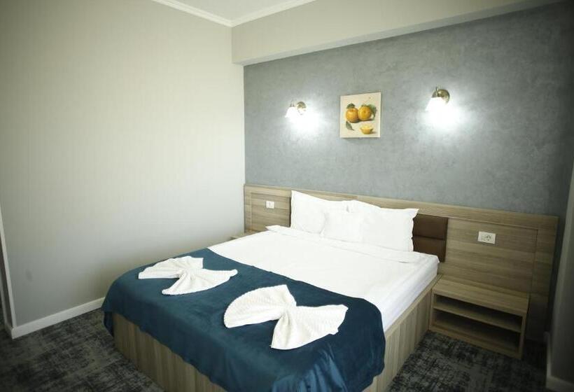 هتل Agapi Mamaia