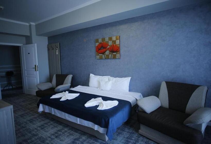 هتل Agapi Mamaia