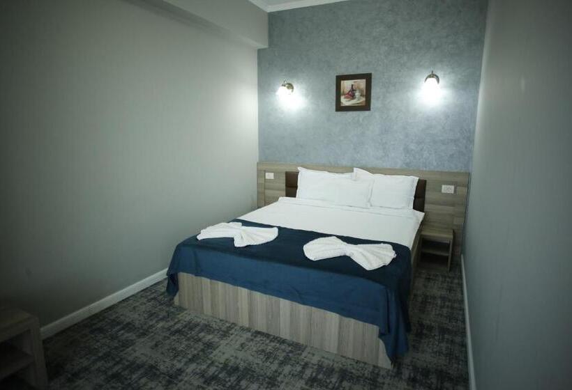 هتل Agapi Mamaia