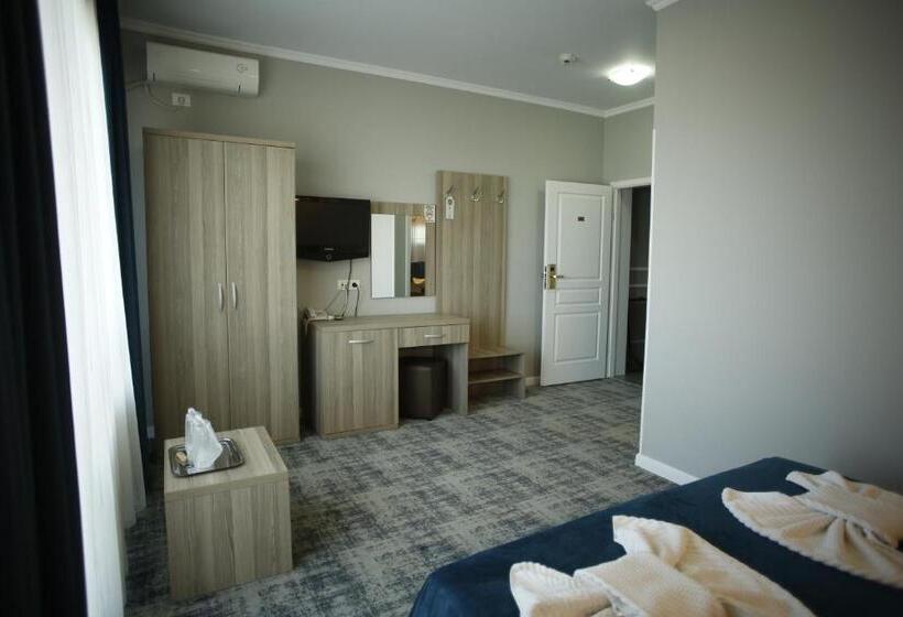 هتل Agapi Mamaia