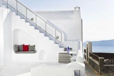 هتل Avista Suites