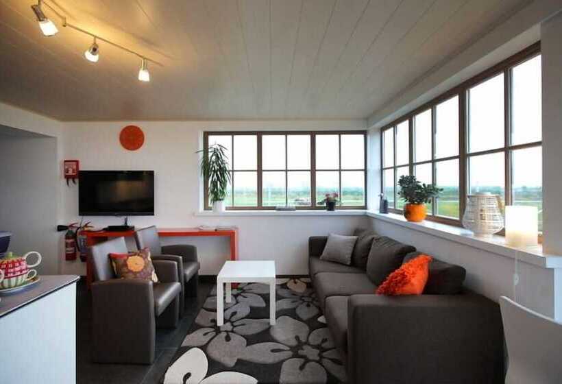 فندق B&b Back2front