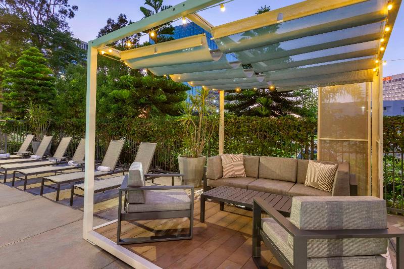 Cambria Hotel Lax