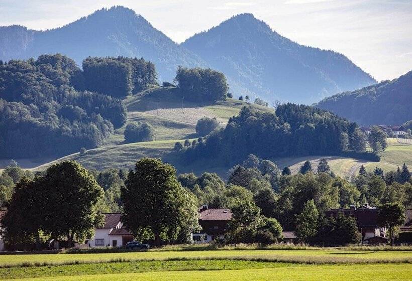 Отель Das Bergmayr  Chiemgauer Alpen