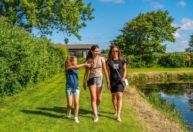 هتل Europarcs De Woudhoeve