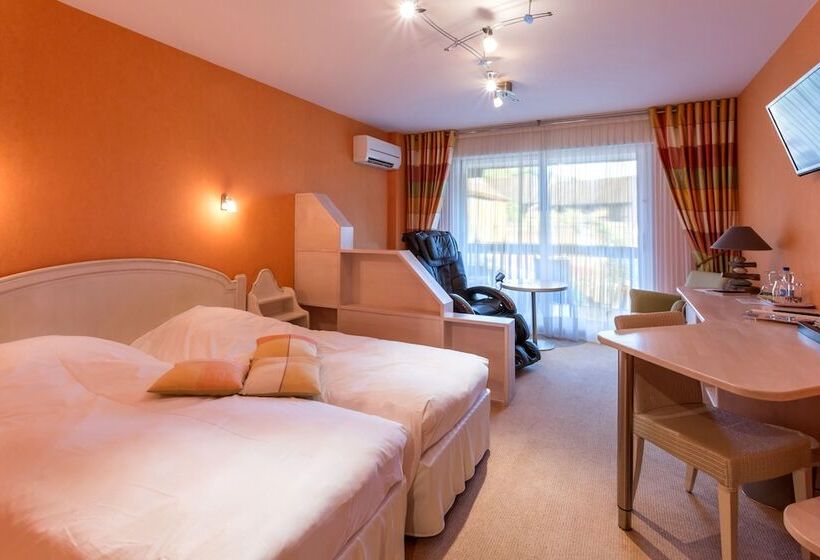 酒店 Logis Auberge Du Cheval Blanc