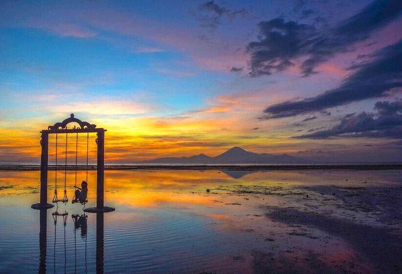 هتل Reddoorz At Ocean 2 Gili Trawangan