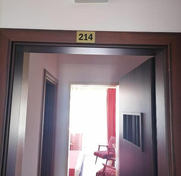 Tomis Hotel Neptun