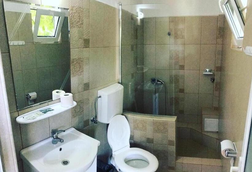 אתר נופש Vila Casa Leul