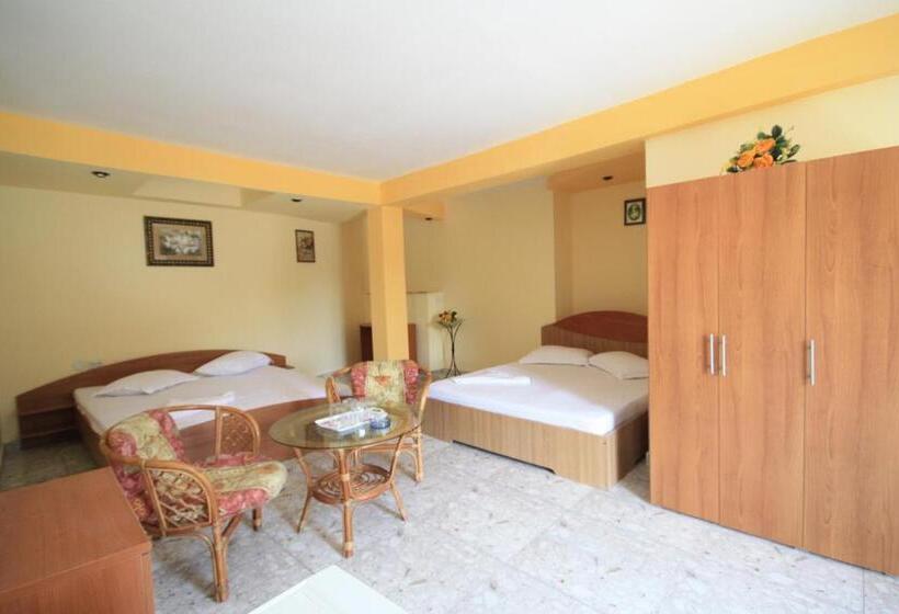 אתר נופש Vila Casa Leul