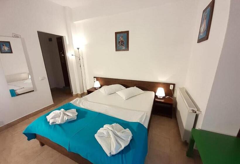 Taxi Hostel