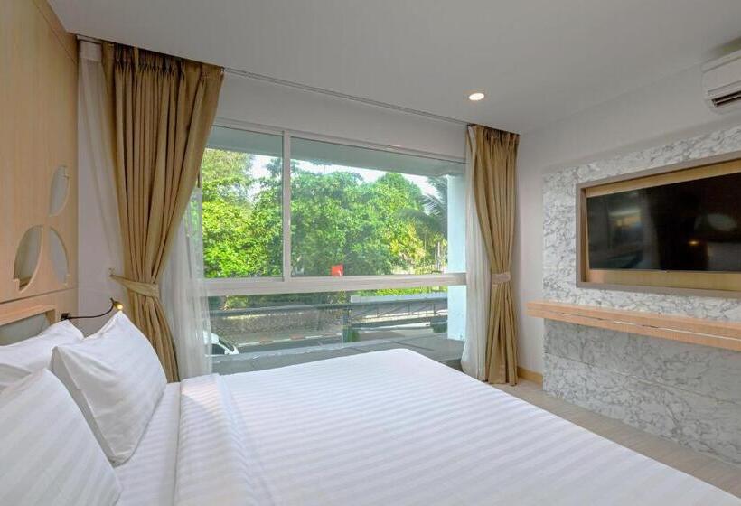 Fotos del hotel Araya Beach  Patong:  57