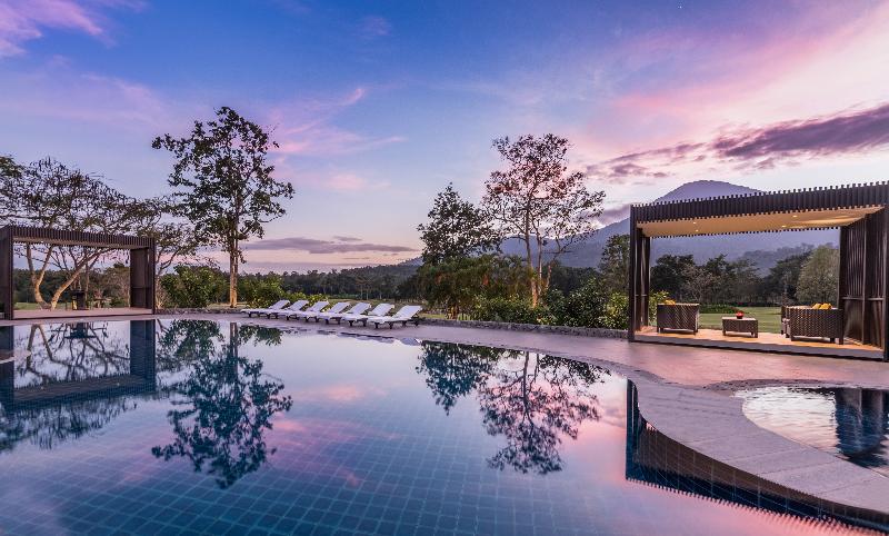 هتل Chatrium Golf Resort Soi Dao Chanthaburi