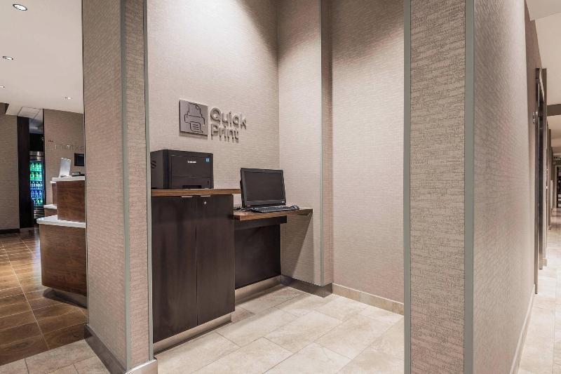 Отель Courtyard By Marriott Ardmore