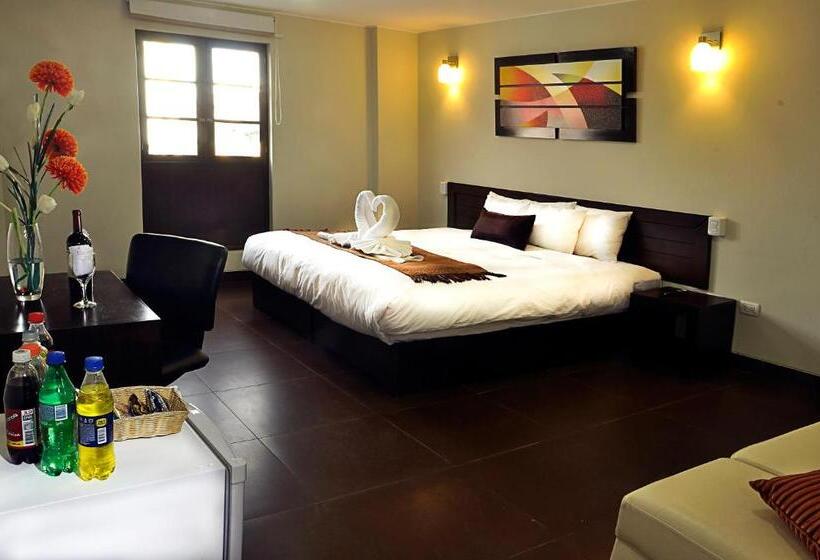 Fotos del hotel Es Riviera Mansion:  11