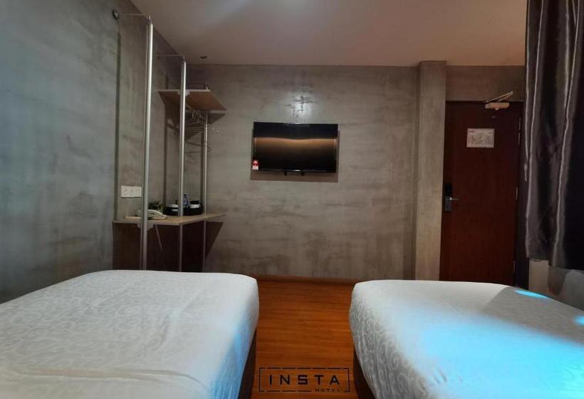 Insta Hotel Jb