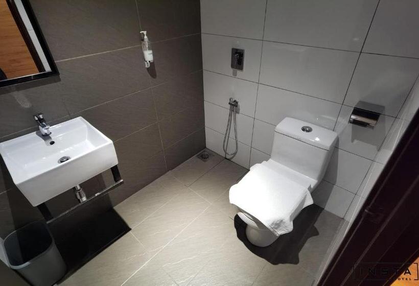 Insta Hotel Jb