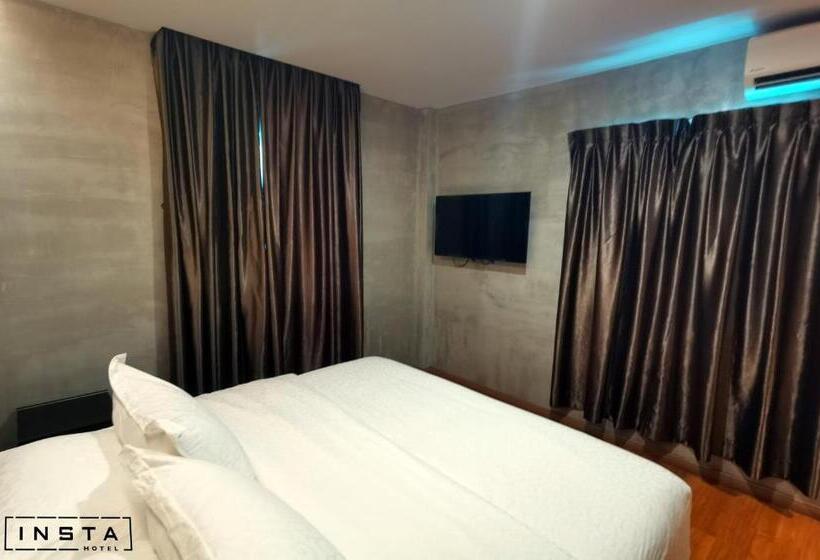 Insta Hotel Jb