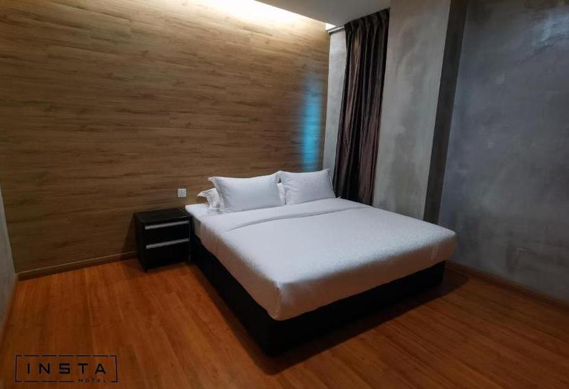 Insta Hotel Jb