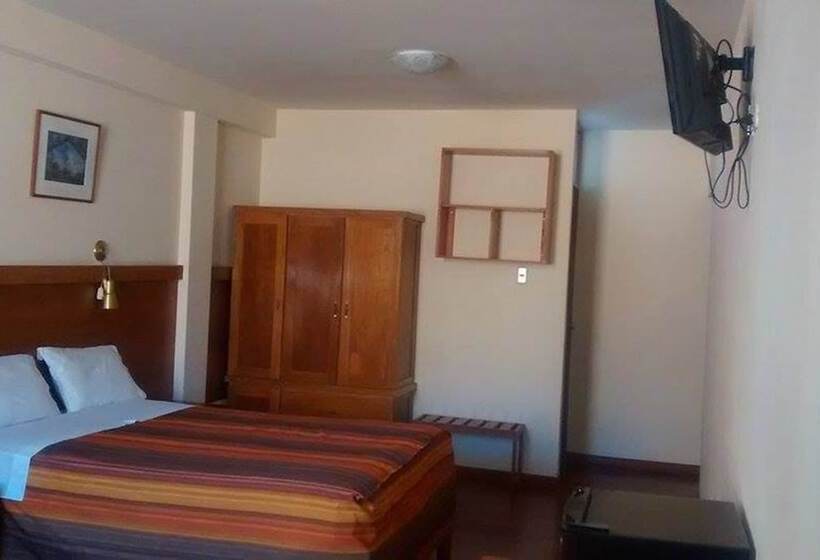 هتل Moquegua