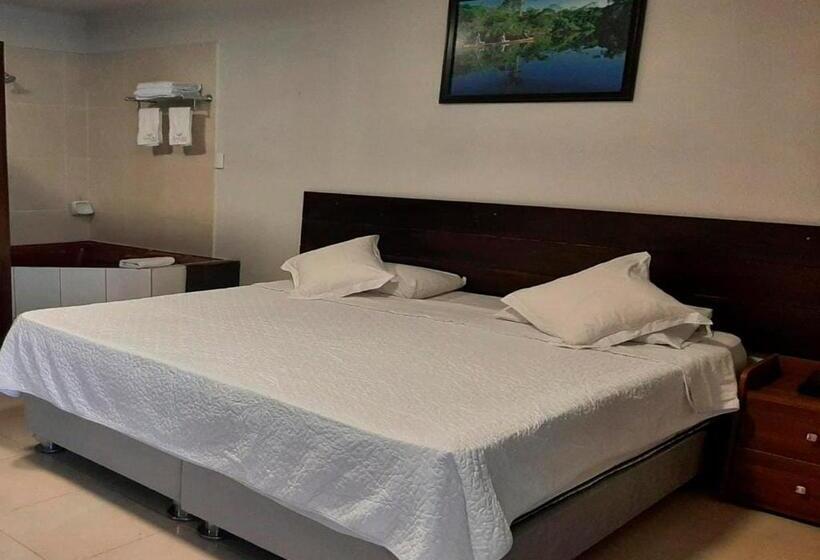 ホテル Qallwa Chincha