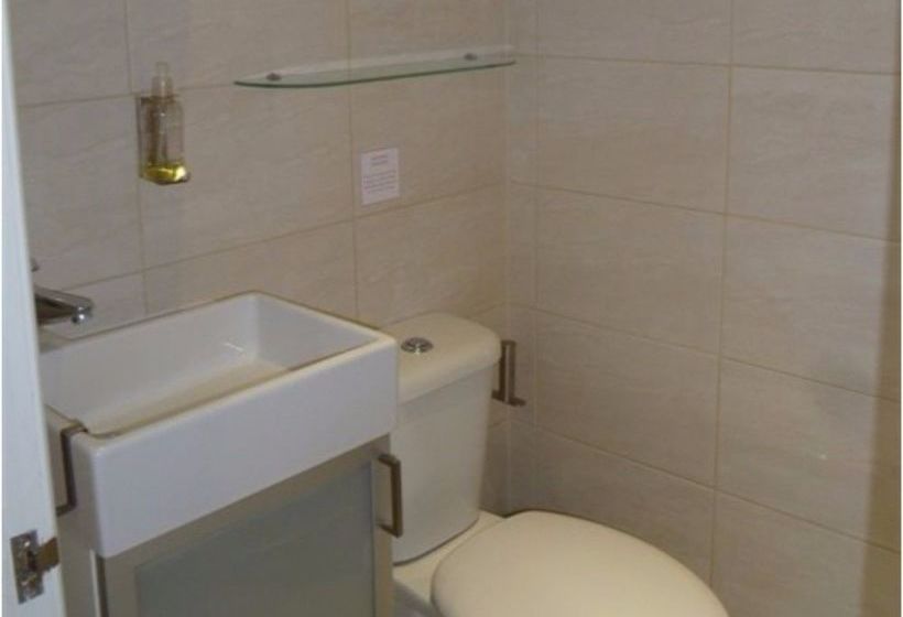 בית מלון כפרי Red Kite House