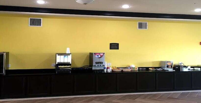 בית מלון כפרי Residency Suites