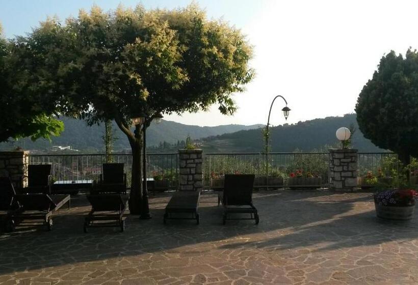 ホテル Ristorante Albergo San Michele
