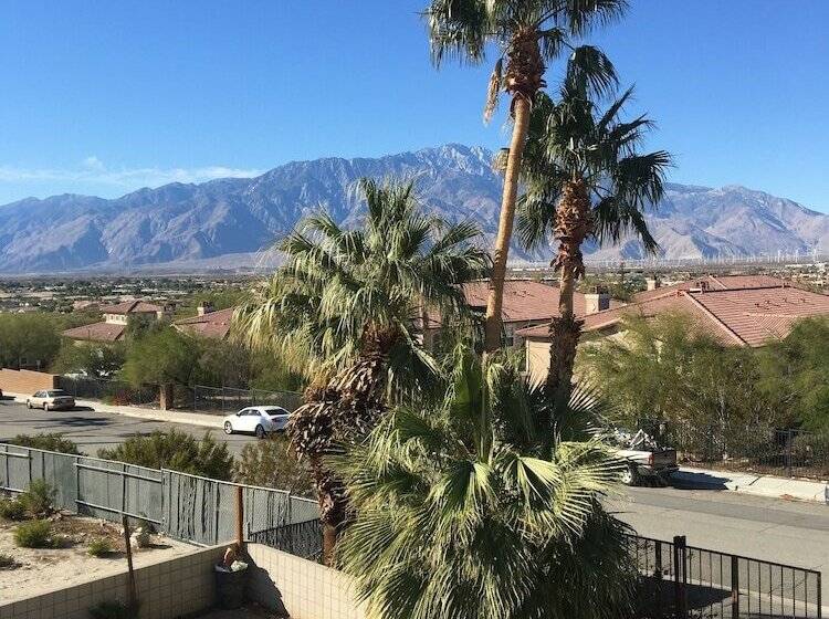 هتل Sandpiper Springs Spa & Retreat