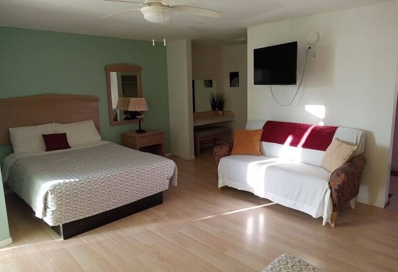 هتل Sandpiper Springs Spa & Retreat