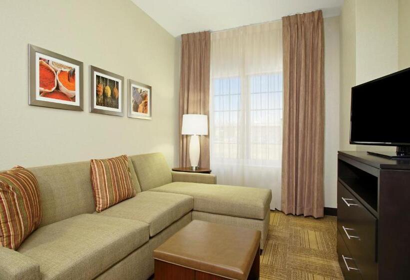 هتل Staybridge Suites   Odessa   Interstate Hwy 20, An Ihg