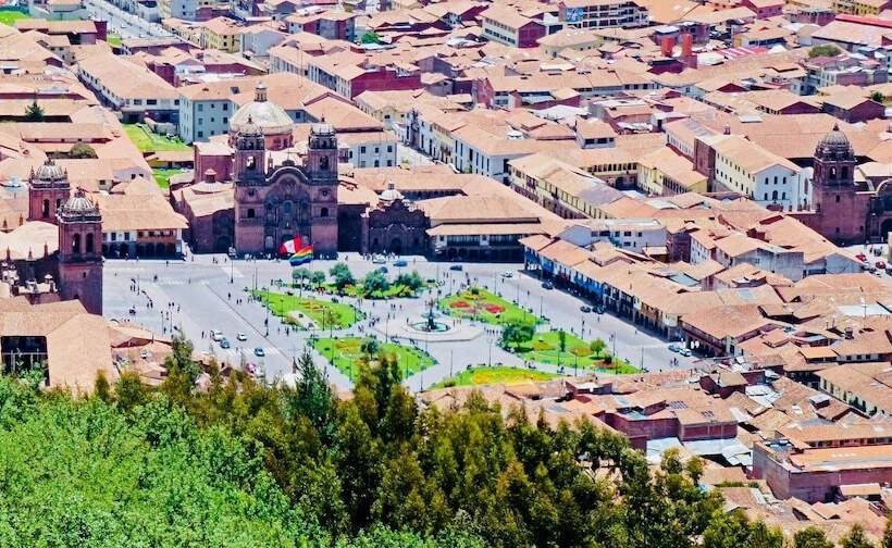 تختخواب و صبحانه Saqray Hostel