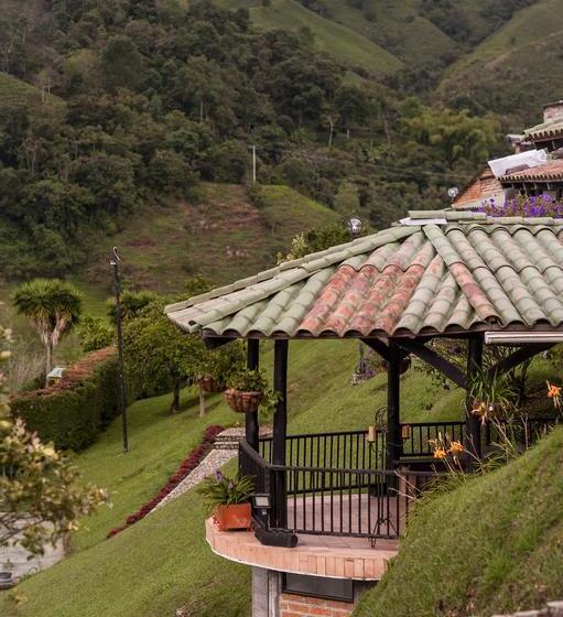 هتل Rancho San Antonio