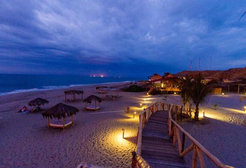 هتل Bamboo Lodge