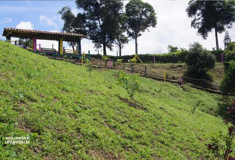 هتل Campestre Los Nogales