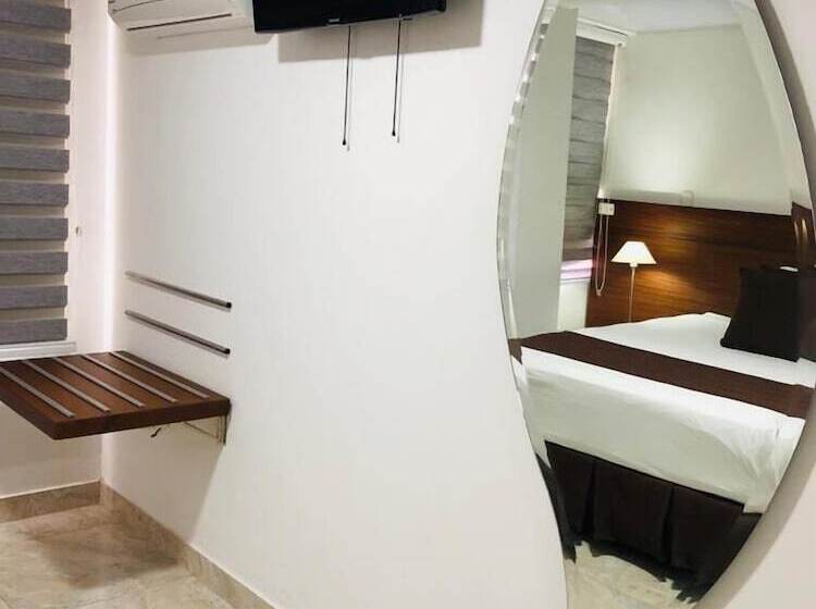 هتل Caquetá Real Hsc