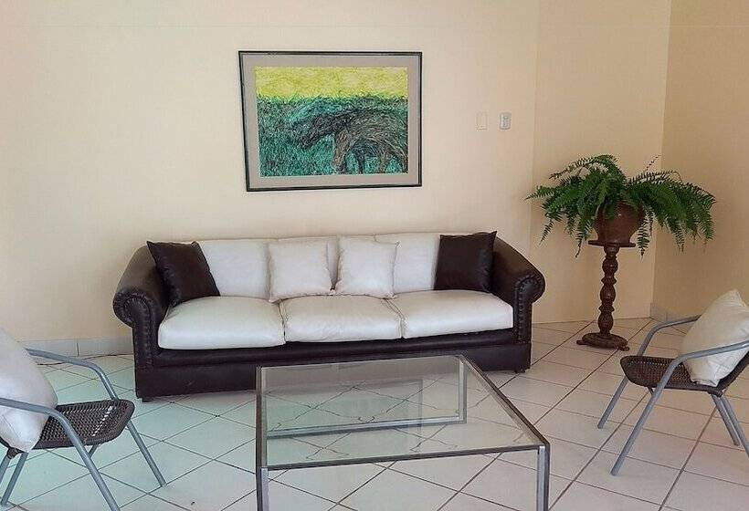 Fotos del hotel Cocos Inn:  21
