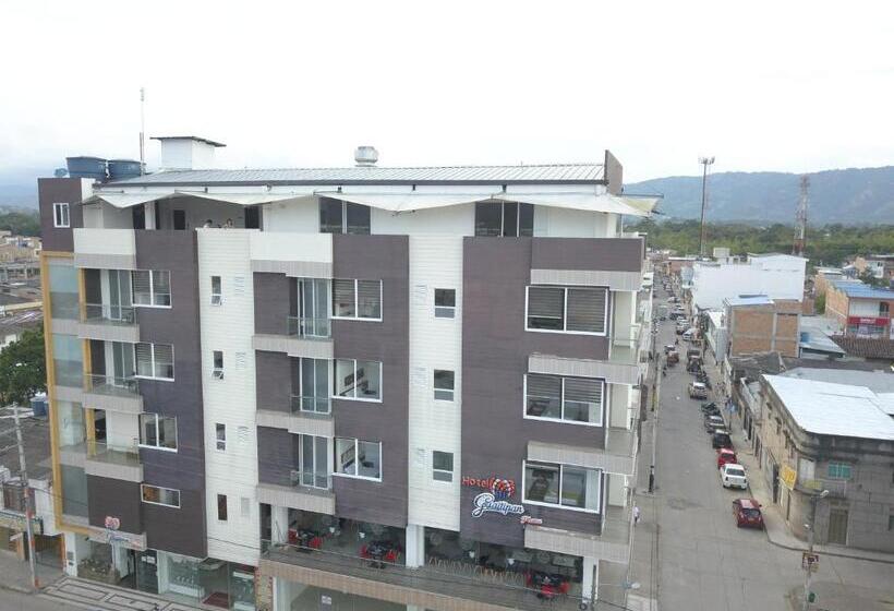 בית מלון כפרי Guaitipan Plaza