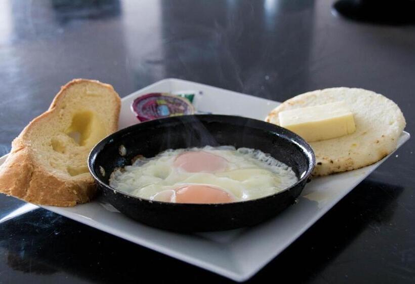 בית מלון כפרי Guaitipan Plaza