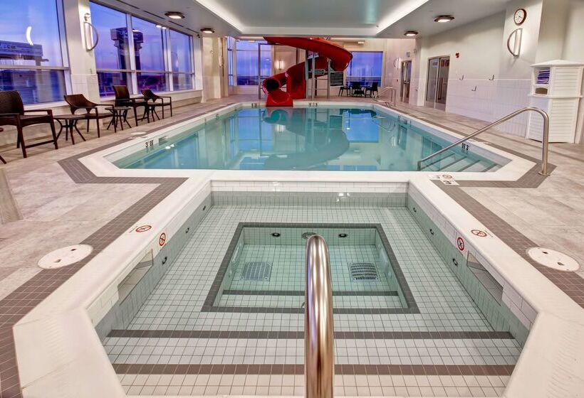 בית מלון כפרי Hampton Inn & Suites By Hilton Grande Prairie