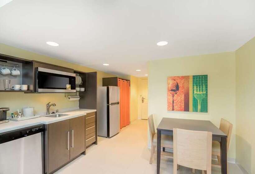 هتل Home2 Suites By Hilton Bowling Green