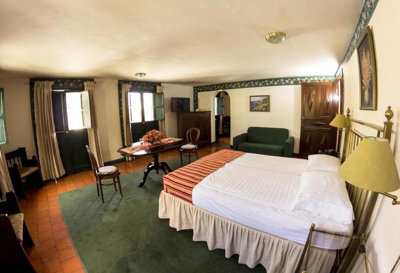 هتل Hostal Balcony