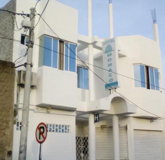 هتل Monaco De Riohacha