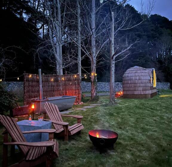 אתר נופש Enniskeen Estate & Forest Spa   Boutique Riverside Glamping Cabins