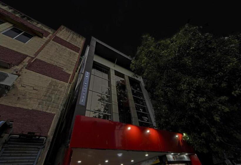 هتل Super Townhouse Anna Salai