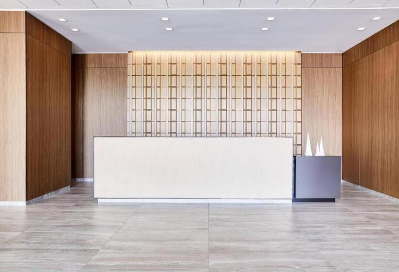 Ac Hotel By Marriott Bloomington Mall Of America