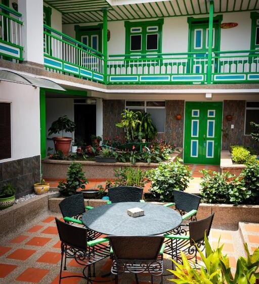 هاستل La Floresta Salento