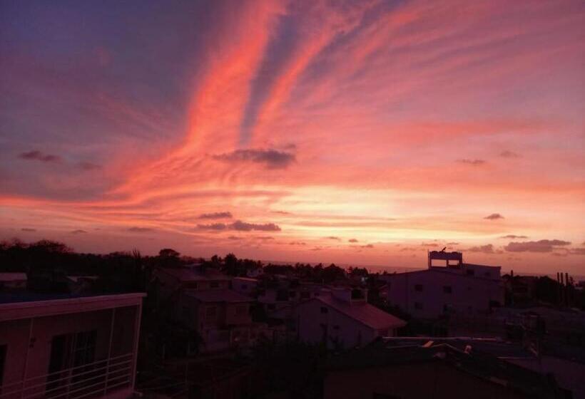 هاستل The Rock House Eco